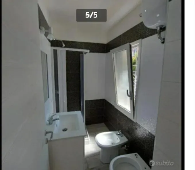 Affittacamere Hotel La Dimora Di Rosy Napoli Italia